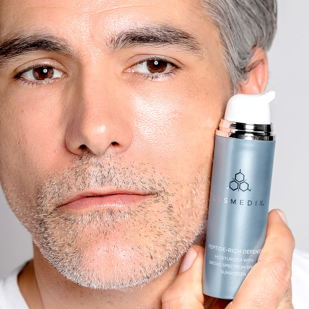 COSMEDIX PEPTIDE RICH DEFENSE SONNENSCHUTZ CREME MODEL REIFE HAUT MÄNNLICH